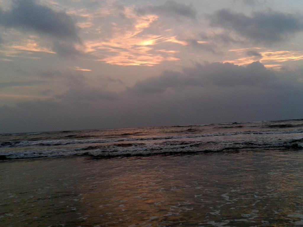 Guesthouse Sunshine Aluthgama Buitenkant foto