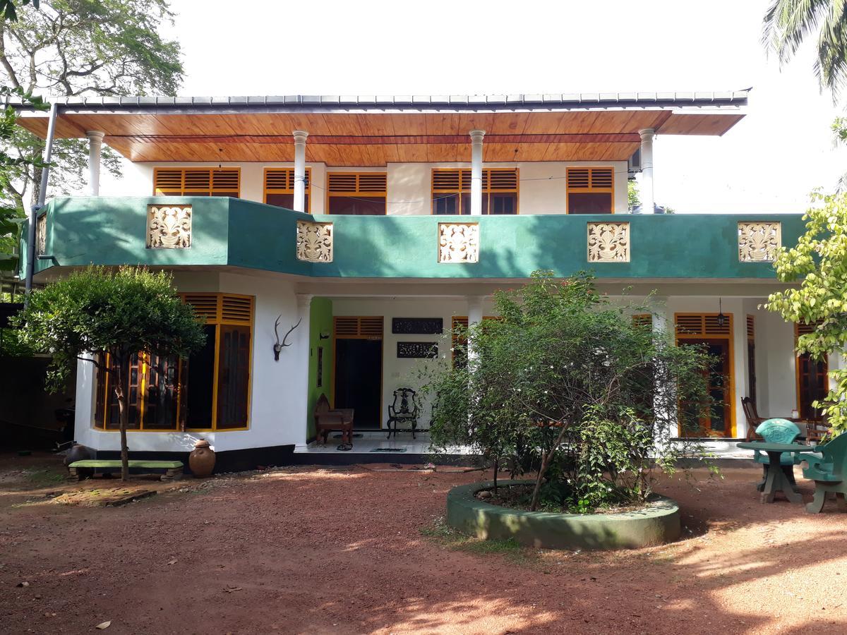 Guesthouse Sunshine Aluthgama Buitenkant foto