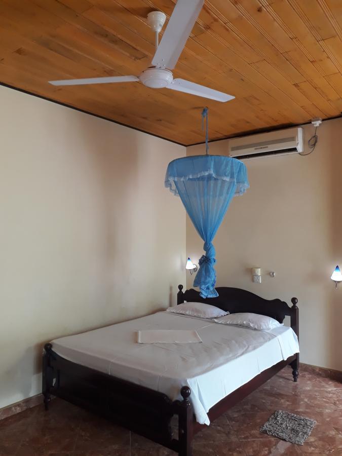Guesthouse Sunshine Aluthgama Buitenkant foto