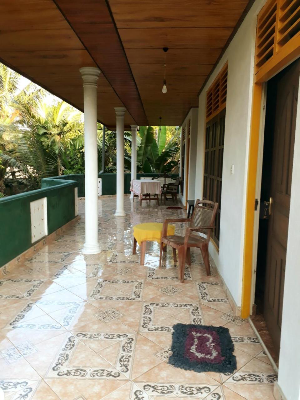 Guesthouse Sunshine Aluthgama Buitenkant foto