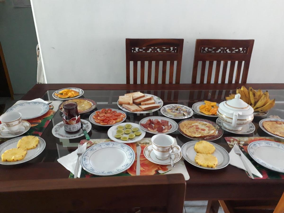 Guesthouse Sunshine Aluthgama Buitenkant foto
