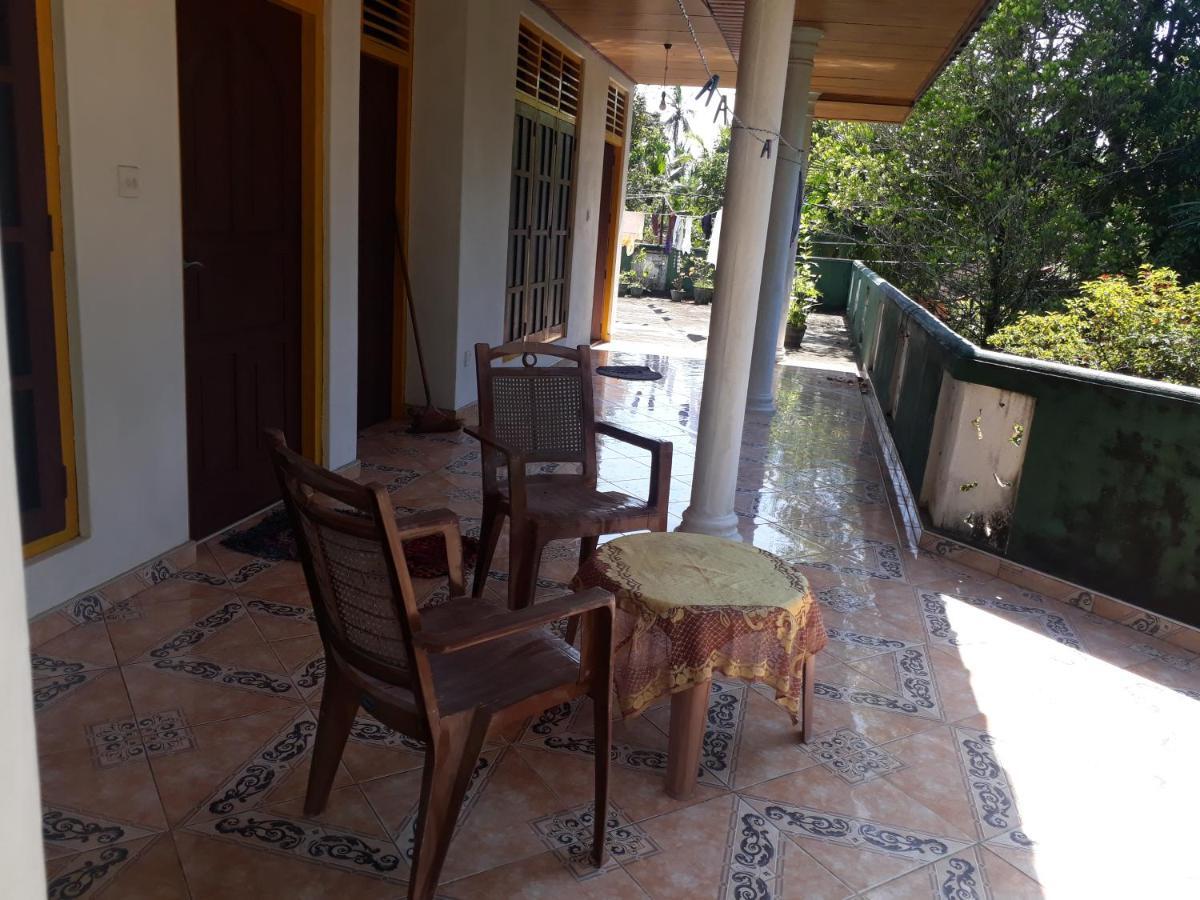 Guesthouse Sunshine Aluthgama Buitenkant foto